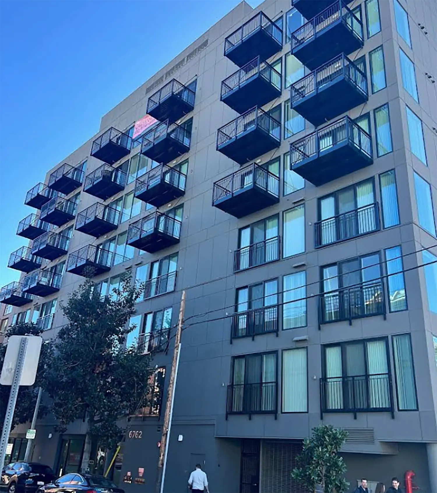 Featured image for “Hawthorne Apartments”